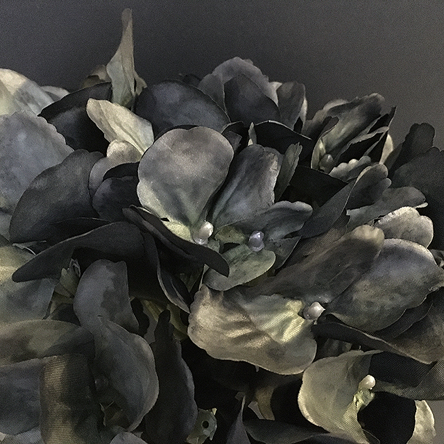 Kunstig hortensia dusty dark blåsort 48cm